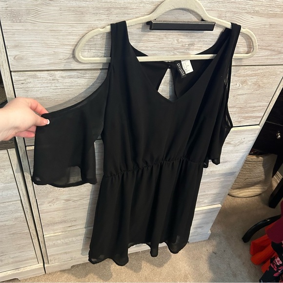 H&M black off shoulder floaty mesh dress (Size 12) - Picture 2 of 5